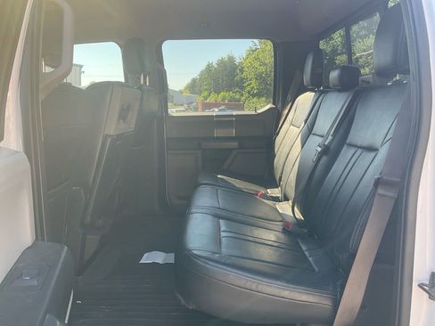 Used 2016 Ford F150 XLT w/ Equipment Group 302A Luxury RWD image 14