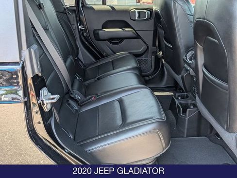 Used 2020 Jeep Gladiator Overland AWD/4WD image 25