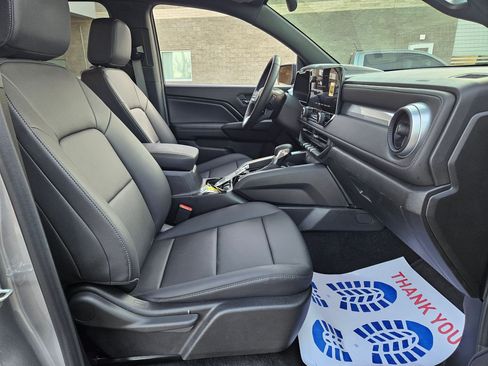 Used 2026 Chevrolet Colorado LT w/ LT Convenience Package image 18