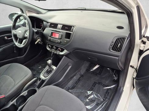 Used 2012 Kia Rio LX FWD image 14