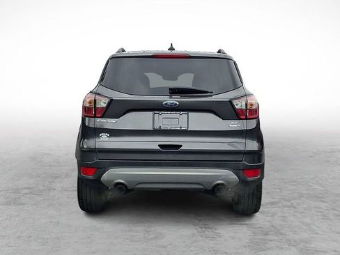 Used 2018 Ford Escape SE w/ SE Sync 3 Package AWD/4WD image 5