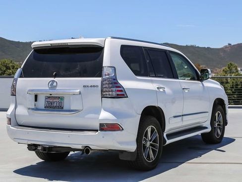 Used 2016 Lexus GX 460 w/ Premium Package AWD/4WD image 8