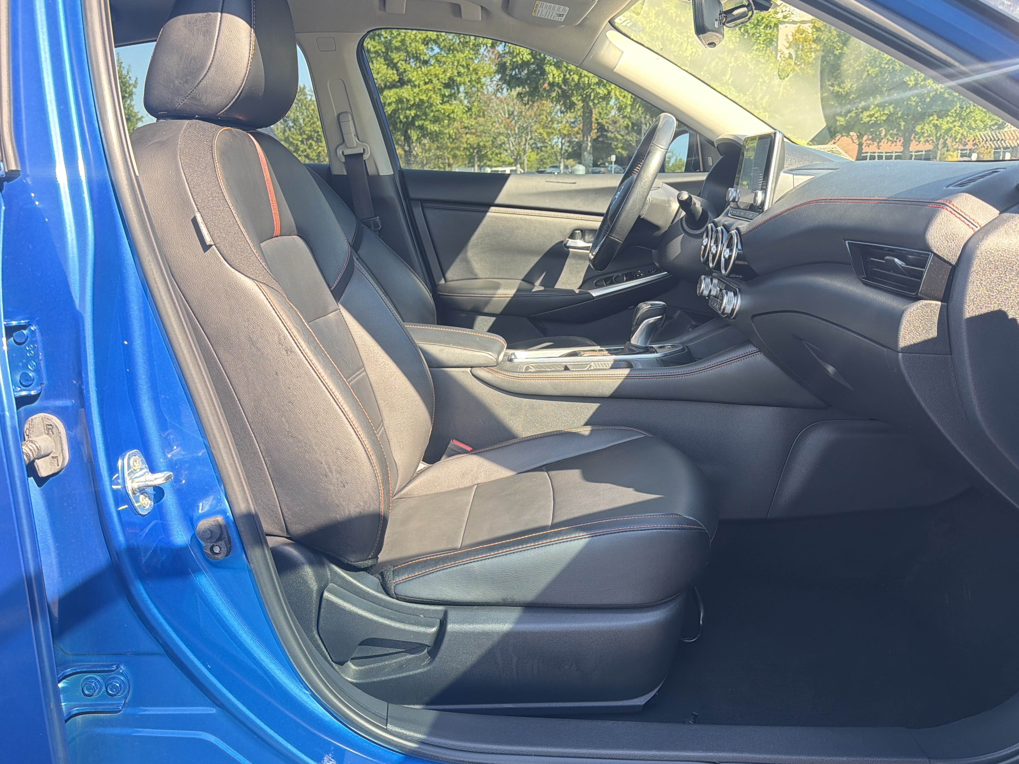 Used 2023 Nissan Sentra SR w/ SR Premium Package FWD image 31