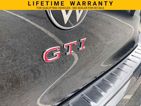 Used 2024 Volkswagen GTI SE FWD image 8