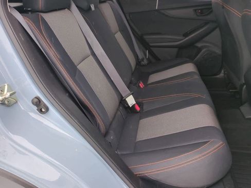 Used 2019 Subaru Crosstrek 2.0i Premium image 19