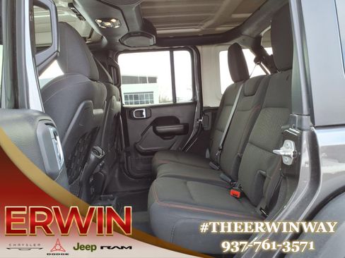 Used 2021 Jeep Wrangler Unlimited Rubicon image 25