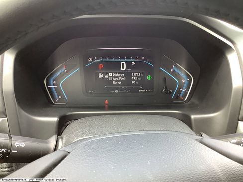 Used 2024 Honda Odyssey Touring image 10