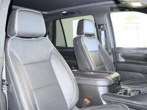 Certified 2023 GMC Yukon SLT image 20