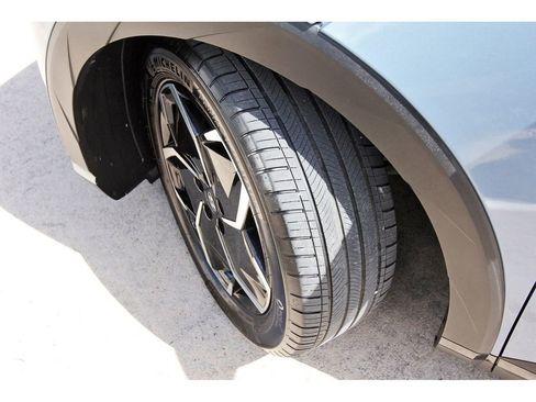 Certified 2024 Hyundai Ioniq 5 SEL RWD image 33