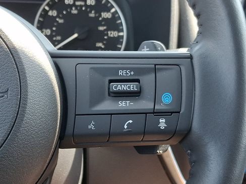 Certified 2024 Nissan Rogue SV w/ SV Premium Package AWD/4WD image 22