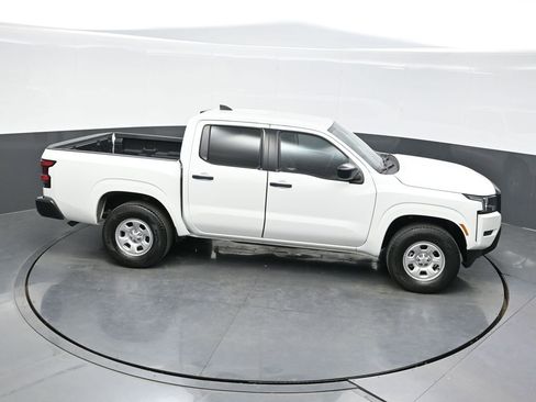 Used 2023 Nissan Frontier S w/ Tow Package image 35