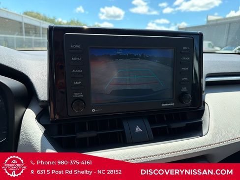 Used 2020 Toyota RAV4 XLE w/ Convenience Package FWD image 20