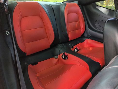 Used 2024 Ford Mustang Coupe RWD image 22