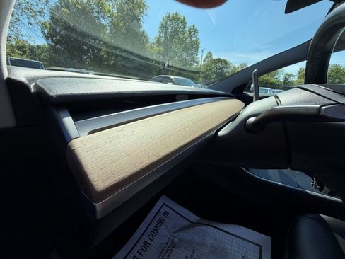 Used 2018 Tesla Model 3 Long Range AWD/4WD image 10