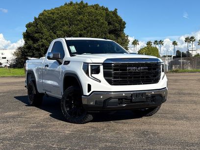 New 2026 GMC Sierra 1500 Pro w/ Pro Value Package