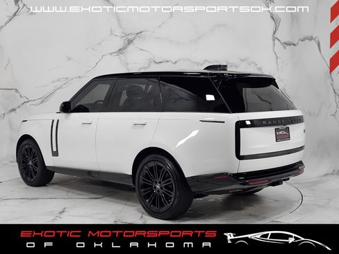 Used 2023 Land Rover Range Rover SE AWD/4WD image 10