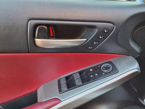 Used 2018 Lexus IS 350 image 13