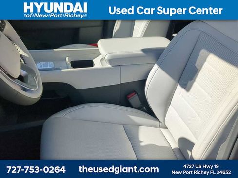 New 2026 Hyundai Santa Fe Calligraphy image 17