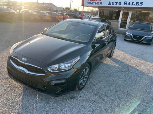 Used 2020 Kia Forte EX image 8
