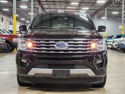 Used 2021 Ford Expedition XLT RWD image 2