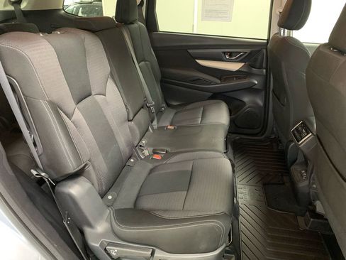Used 2019 Subaru Ascent Premium image 31