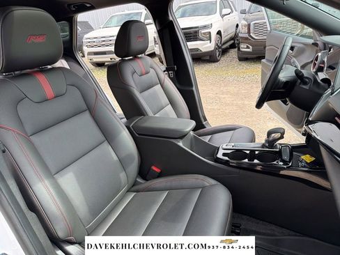 Used 2024 Chevrolet Trax RS w/ Sunroof Package FWD image 19