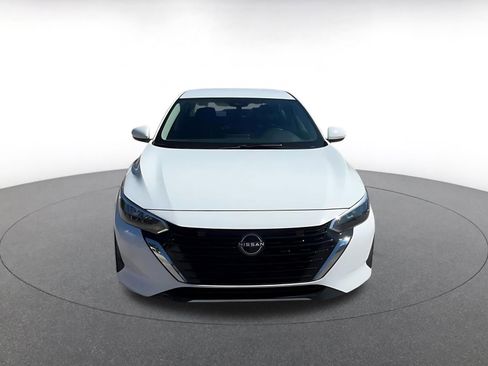 Used 2025 Nissan Sentra S image 4