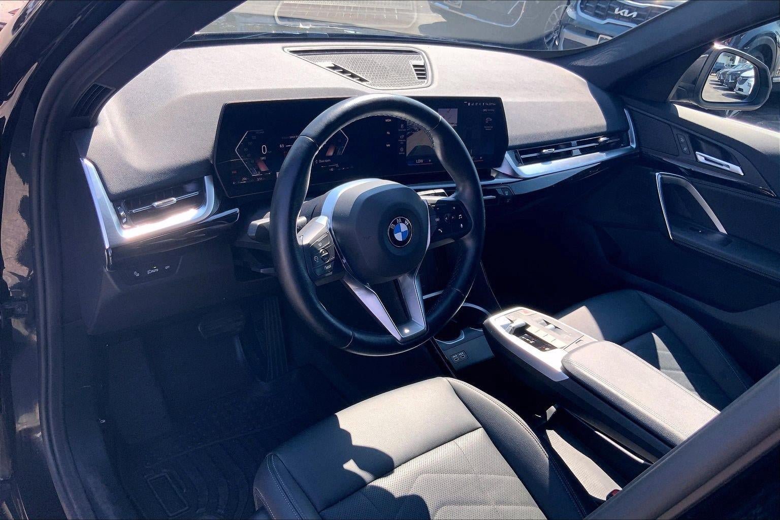 Used 2023 BMW X1 xDrive28i w/ Convenience Package AWD/4WD image 13