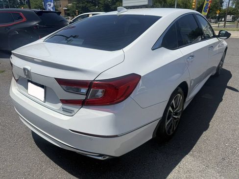 Used 2020 Honda Accord Touring image 4