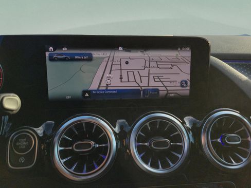 Certified 2025 Mercedes-Benz GLA 250 image 29