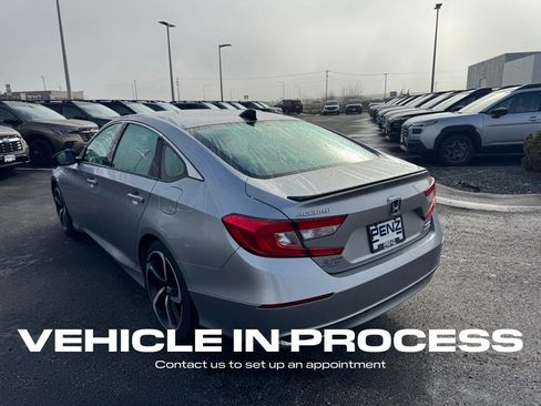 Used 2022 Honda Accord Sport image 5