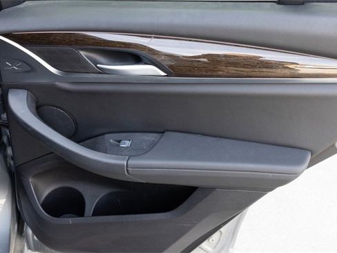 Used 2022 BMW X3 xDrive30i w/ Convenience Package image 18