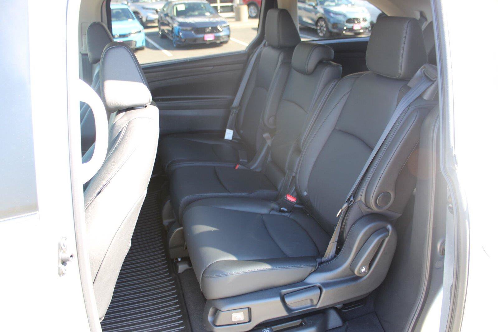 New 2026 Honda Odyssey EX-L image 16