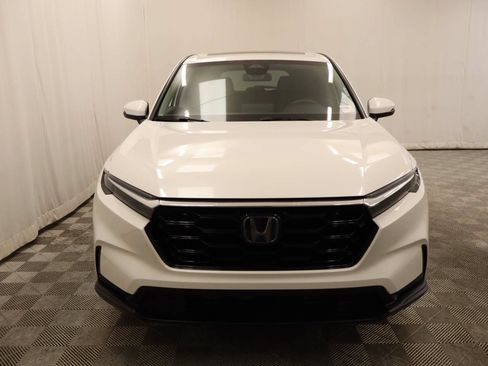 Used 2025 Honda CR-V EX image 4