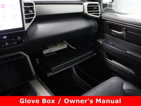 Used 2025 Toyota Sequoia SR5 image 24