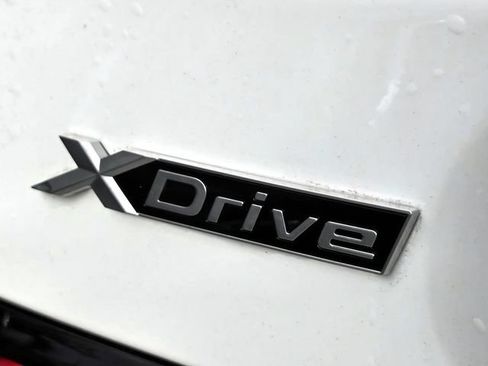Used 2026 BMW 530i xDrive AWD/4WD image 7
