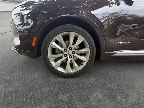 Used 2023 Buick Envision Avenir AWD/4WD image 9