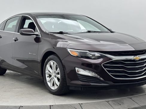 Used 2020 Chevrolet Malibu LT FWD image 3