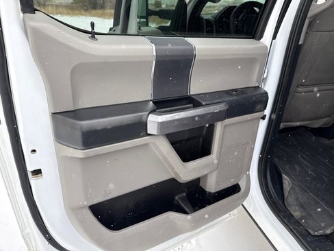 Used 2022 Ford F350 XLT image 13