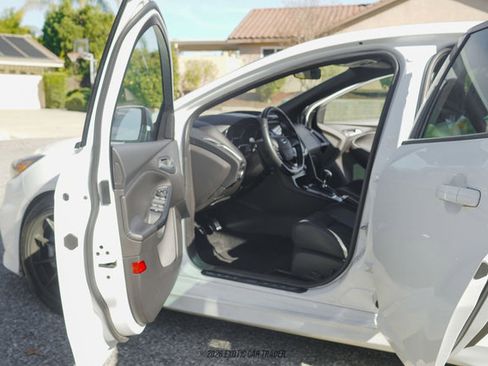 Used 2016 Ford Focus RS image 36