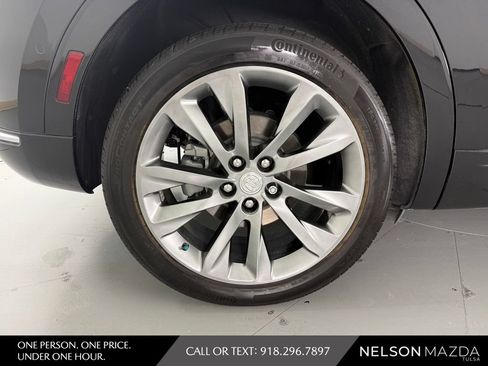 Used 2021 Buick Envision Avenir w/ Technology Package II FWD image 13