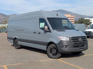New 2025 Mercedes-Benz Sprinter 2500 video 1