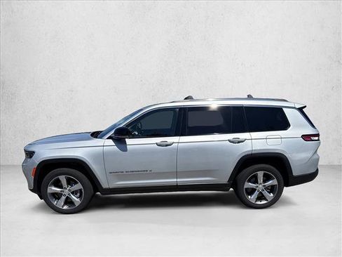 Used 2021 Jeep Grand Cherokee L Limited AWD/4WD image 9