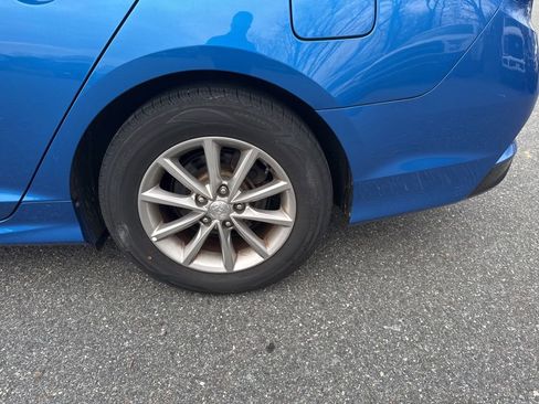 Used 2018 Hyundai Sonata SE w/ Cargo Package image 9