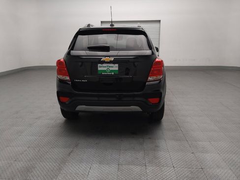 Used 2021 Chevrolet Trax LT w/ LT Convenience Package AWD/4WD image 7