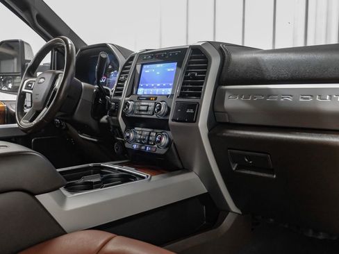Used 2020 Ford F350 King Ranch w/ King Ranch Ultimate Package AWD/4WD image 12