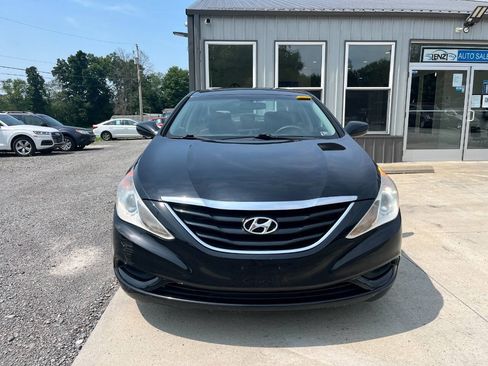 Used 2011 Hyundai Sonata GLS w/ Popular Equipment Pkg 2 FWD image 2