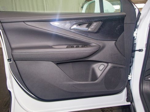 New 2026 Chevrolet Blazer EV LT image 7