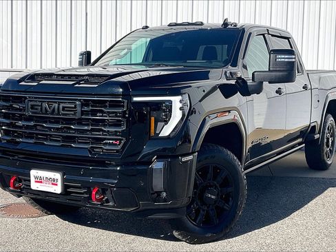Used 2024 GMC Sierra 2500 AT4 w/ AT4 Premium Plus Package image 2
