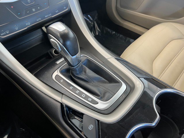 Used 2015 Ford Fusion SE w/ Equipment Group 202A FWD image 22